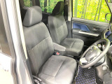 ドライバーによって運転しやすいポジションは異なり、あの車はどうなのか不安なこともありますよね。気になるお車は店頭で乗り込んでご確認いただけます♪