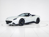 スポーティな走行性能をさらに高める「HS(ハンドリング・スペチアーレ)パッケージ」搭載車両です。