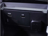 【USB接続】USB接続も可能です。スマートフォンと連動して音楽も再生可能です。