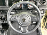 【純正革巻きステアリング】上質な革を使用することで、手にしっかり馴染みとても運転しやすいハンドルです♪