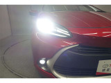 話題のLEDヘッドランプが採用されております! 省電力で長寿命、しかもとても明るく熱くなりにくい性質を持ったライトになります。虫も寄ってきにくい性質も持っております。