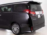 ★展示前点検実施★特殊な機材も用いて、全車点検を実施しております!