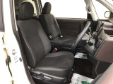 見晴らしがよいので、周囲の状況を確認しやすく、運転がしやすいです!座り心地の良いシートで、ホールド感も適度にあり、ロングドライブでも疲れにくいです。