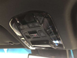 ハリアーはDCM(専用車載器)を標準装備したコネクティッドカーです。通信機能を利用したサービスが利用可能です。無料期間は2028/10/31までとなります。詳細につきましては、店舗スタッフまで。