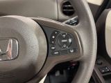 Hondaセンシングの機能のひとつ、アダプティブクルーズコントロール付!アクセルから足を離しても設定したスピードと前車との車間を保ち走行してくれます!車線維持もアシスト☆高速道路で疲労軽減ですね☆
