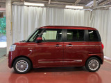 【スマートアシスト搭載車】 衝突回避支援ブレーキ機能(対車両・歩行者)、衝突警報機能(対車両・対歩行者)、誤発信抑制制御機能などの機能で安全な運転をサポートします