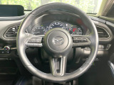 【ステアリングスイッチ】運転中、前方から目線をそらすことなく、オーディオ等の操作が可能な便利機能!安心&快適なドライブを演出してくれます♪