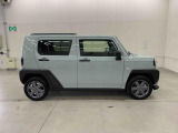 軽自動車、小型車を中心に常時300台展示車を御用意させて頂いております