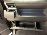認定中古車はご購入から1年間・距離無制限の保証付き!(年式により6ケ月・距離無制限となります)
