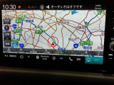 ナビゲーション装備。多彩な機能で快適ドライブをアシスト。オーディオ機能も充実していますね。
