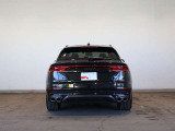Audi SQ8 /アルミホイール5ツインスポークV Sデザイン グラファイトグレー ポリシュット 10.0J x 22/パノラマサンルーフ/ Audi rings &ブラックスタイリング/HDマトリクスLEDヘッドライト