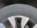 タイヤサイズは225/60R18になっています。
