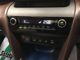 【ダウンヒルアシストコントロール】急な下り坂でも、スイッチひとつで降坂時の車速を低車速にキープ!安定走行に寄与します。機能の詳細は展示店舗までお尋ねください。