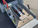 車椅子の小手も電動で可能です。