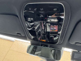 メルセデス・ベンツの定める厳しい基準をクリアしたお車のみをご案内させて頂きます。納車前整備はメーカー規定に基づき100項目以上にも及ぶ点検を熟練のメカニックによって行いご納車させて頂きます。