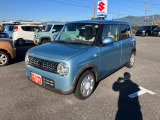 清潔な中古車展示場で皆様のご来店をお待ちしています。