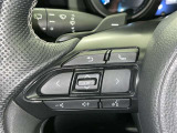 ステアリングスイッチ装備!運転しながら手元でオーディオの操作などができます。