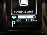 たとえばダイハツのお店にある、たくさんのスマアシ搭載車は、正常に作動する事をしっかり確認します。