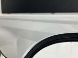 ドア内張にキズあります。