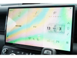 Pivi Pro ナビゲーションやエアコン操作その他車両設定など数多くの機能が集約されています。