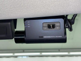 事故時の証拠となるだけでなく、危険運転の抑止力や、ヒヤリハットの記録による安全意識向上など、安全運転をサポートする機能をアピール。?