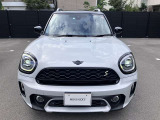 お車詳細や展示状況はフリーダイヤル(0078-6002-317961)または、MINI NEXT城東鶴見06-6933-3298迄お問合せ下さい。