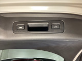 パワーテールゲートでラクラク開閉。