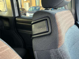 運転席側から助手席のリクライニングが可能です。