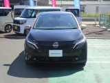 広い展示場には高品質で程度の良いお車を多数展示しておりますよ。他にもおすすめが色々ございます。