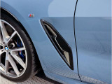 どっしりとしたバンパー下部のデザインはBMWの高級感を際立たせると共にスポーティーさを演出しております。