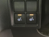 【運転席/助手席シートヒーター装備】 座面と背面を温め、寒い日のドライブを快適にします。