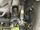 お車を安心してお乗りいただく為には、足回りの定期点検が欠かせません。サービスサポート(有償保証)では無料点検もご提供しており、安心のカーライフをお過ごしいただけるサポート体制が整っています。