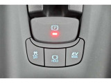 電動パーキングブレーキを搭載。スイッチ操作でパーキングブレーキを作動・解除することが可能です。