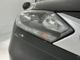 LEDヘッドライトは、点灯の瞬間から最大光量を発揮し、突然暗くなるトンネルなどでの安定感を高めます。