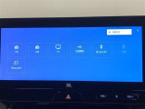 フルセグTV、AM/FMチューナー、Bluetooth、USB入力(動画・音楽再生/給電)等が使用可能です。詳しくは展示店舗までお尋ねください。※CD・DVDデッキは搭載されていません。