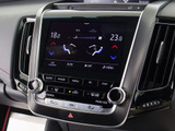 使いやすさや安全性を追求したステアリング周り!高級車ゆえにスイッチ類が多いのも特徴ですね!考え尽くされた配置ですぐに使いこなす事が出来ますのでご安心下さい!是非、体感してみて下さい!!