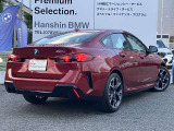 【前後重量配分50:50】重たいエンジンを出来るだけ車両中央に配置して搭載。重たいバッテリーをあえてトランク下部に配置する等の拘りの設計。「駆け抜ける歓び」をご体感下さい。