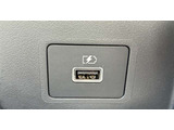 USB充電ポートが装備されております