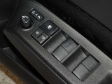 電動格納式ドアミラー・パワーウインドウを装備しています。