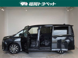 両側パワースライドドア付きだから、狭い駐車スペースなどでの 乗り降りラクラク!小さなお子さまのいるご家庭には嬉しい装備。