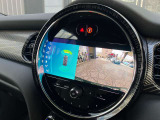 MINI専門のメカニックが、100項目にも上るポイントを徹底的にチェック。交換基準に達した部品があれば、弊社負担にて交換後、お客様へご納車致します。