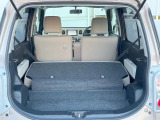 普段のお買い物や通勤、送迎等に十分な荷室スペースを確保しております。セカンドシートを倒すと、大きな荷物の積載も可能です♪
