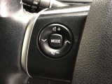 【ステアリングスイッチ】左です。ハンドルから手を離さず、運転に集中したまま手元でオーディオ操作等ができます。
