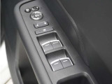 ◆パワーウィンドウスイッチ◆運転席から全席の窓の開閉操作を行うことが出来いつでも換気ができます!