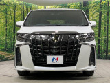 弊社では、全車『修復歴なし』のお車のみ取り扱っております。専任バイヤーによる厳選した仕入れの後、入庫後の車両チェックを行い、ネクステージが認定した高品質な中古車をご提供しております。