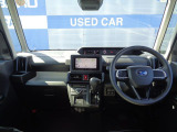 まごころクリーニングを実施済み!展示中は、運転席、ハンドル、シフトノブにビニールカバーを掛けて展示しております!!消臭&抗菌効果のある銀担持酸化チタン光触媒スプレーも施工済み!