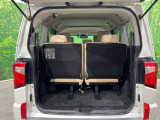 積み下ろしのしやすいデッキにはたっぷりと荷物を積み込んでいただけます。遊びから仕事まで、様々なシーンで頼れます♪