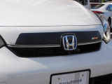 無限フロントグリルデカール