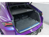 【SKY GROUP】BMW、MINI、VOLVO、JAGUAR、LANDROVER、PORCHE、MASERATI、LAMBORGHINI、ASTON MARTINの9ブランドの輸入車を取り扱う正規ディーラーです。新潟県/神奈川県/東京都で販売を展開しております。