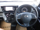 清潔で広々した座席です!是非、現車を見て体感してみてください。
